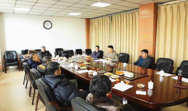 调整大小 调整大小 IMG_8988.JPG