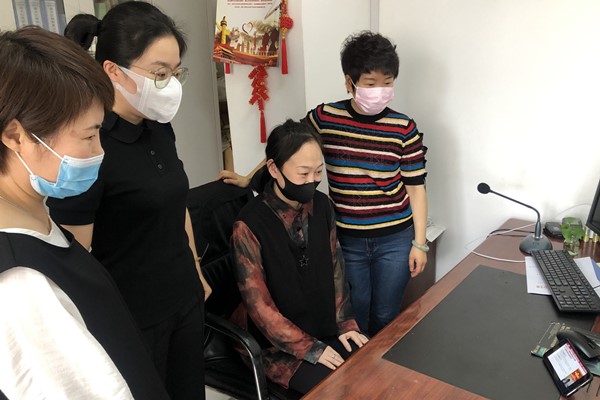 1591064967123792.jpg 南关区残联观看网络安全演讲1.jpg