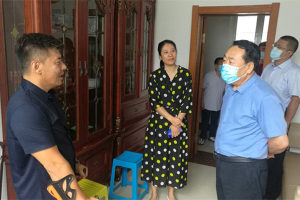 1597404333121175.jpg 公主参观.jpg