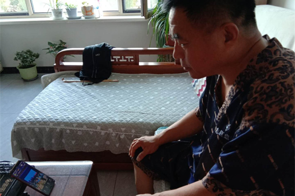 1599114945730003645.jpg 英俊镇看直播_副本.jpg