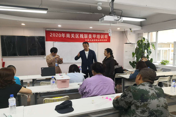 1600755916680804.jpg 美甲1.jpg