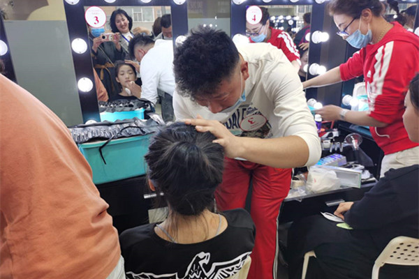 1601381301341241.jpg 比.jpg